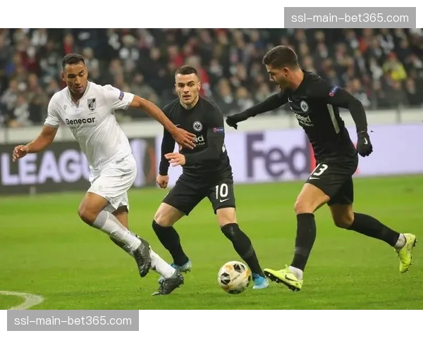 全场比赛结束:巴黎圣日耳曼1-0小胜南特,积分榜领先优势扩大到8分 全场比赛结束:巴黎圣日耳曼1-0小胜南特,积分榜领先优势扩大到8分