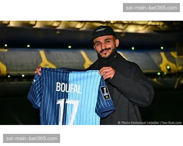 官方:前法国国脚,现勒阿弗尔主教练因不当行为被禁赛三场 官方:前法国国脚,现勒阿弗尔主教练因不当行为被禁赛三场