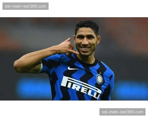 阿什拉夫以8000万欧元身价排名右后卫第一