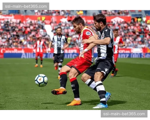 西甲第31轮伤病潮席卷8队42人，密集赛程拷问球员生理极限